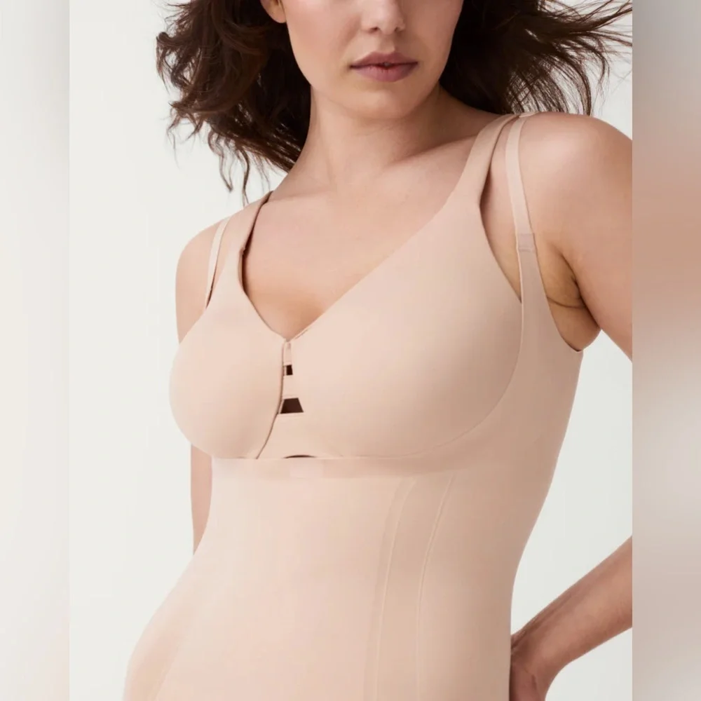 Spanx OnCore Sculpting Open-Bust Panty Bodysuit Medium Soft Nude Shapewear